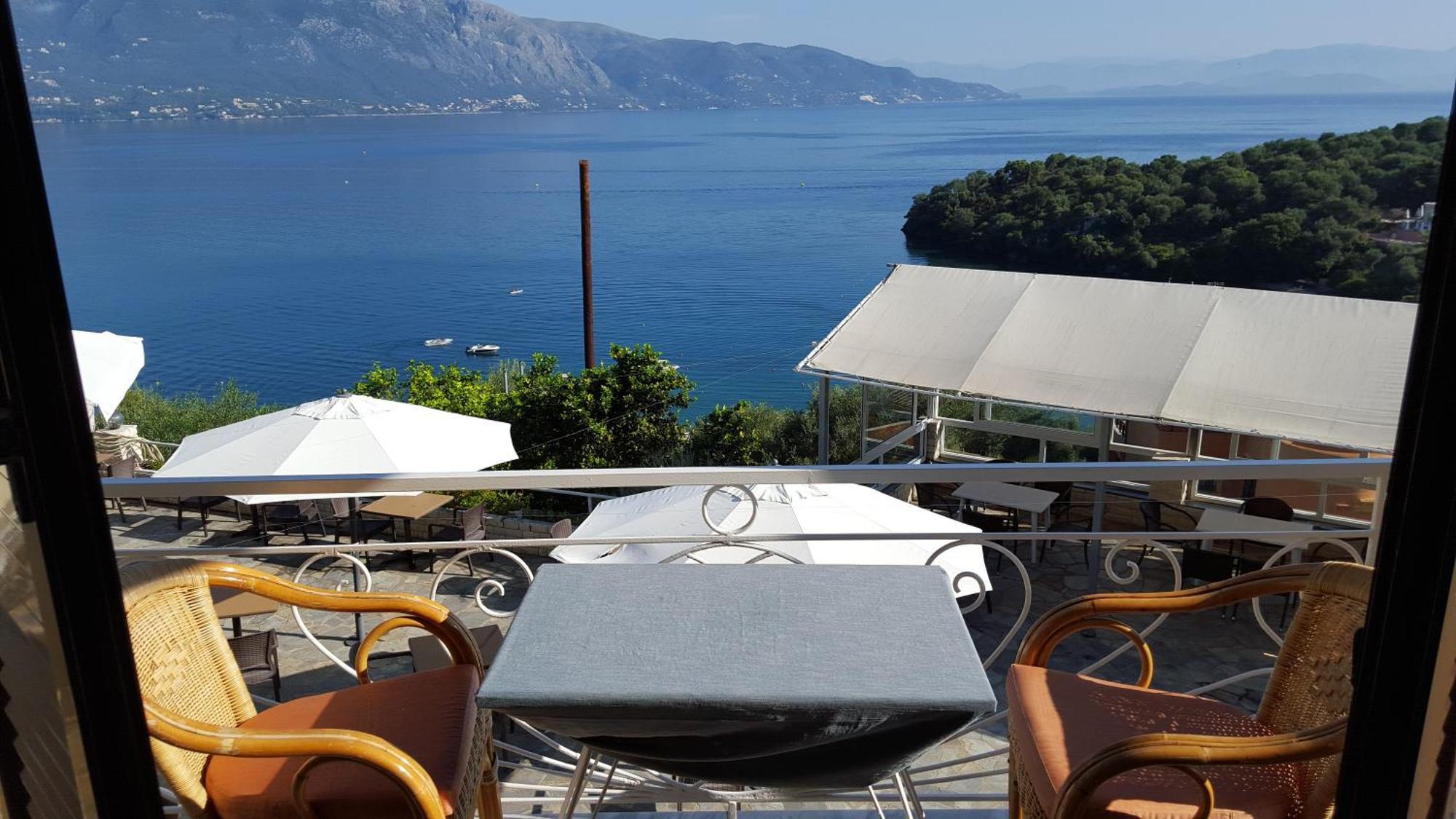 Dimitra K Pensiune Kommeno (Corfu)